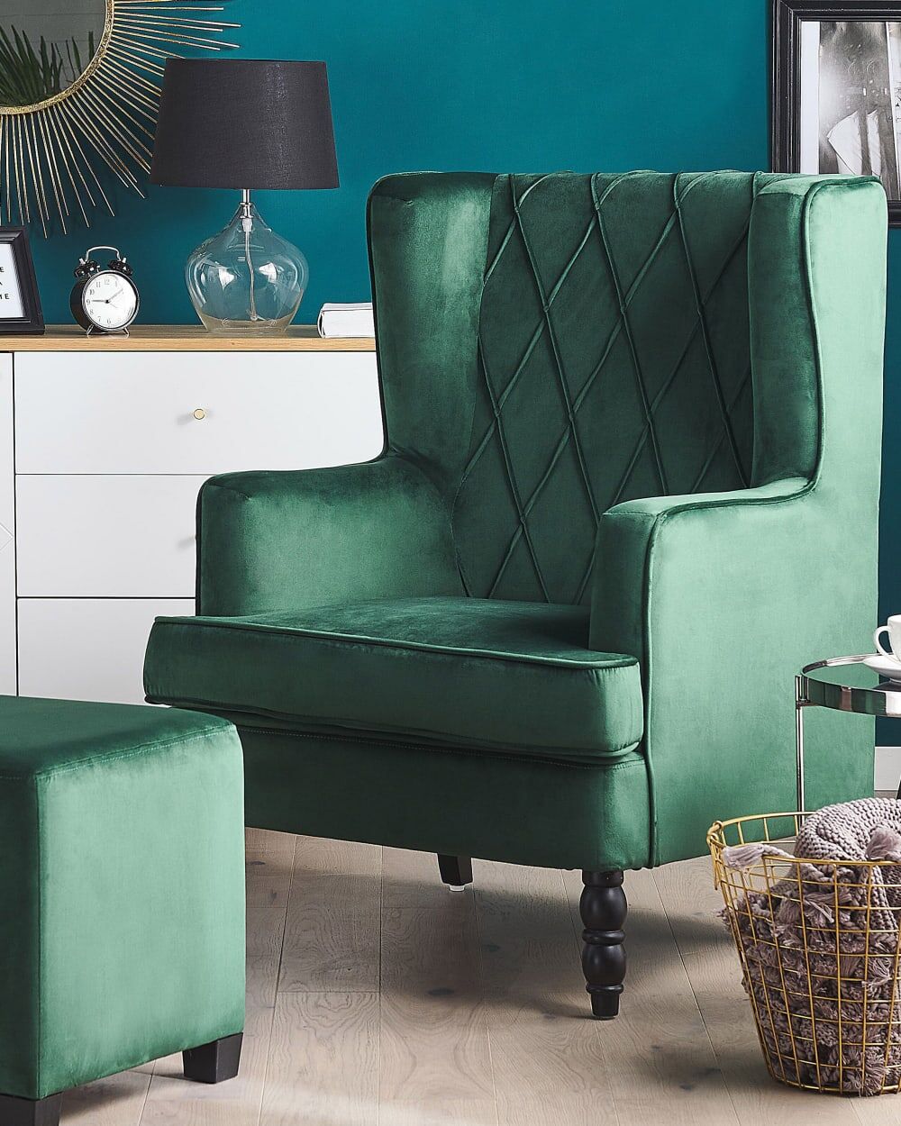 Beliani Sillón  con reposapiés terciopelo verde oscuro