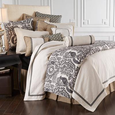 HiEnd Accents Liza White Matelassé 4 Piece Coverlet Set