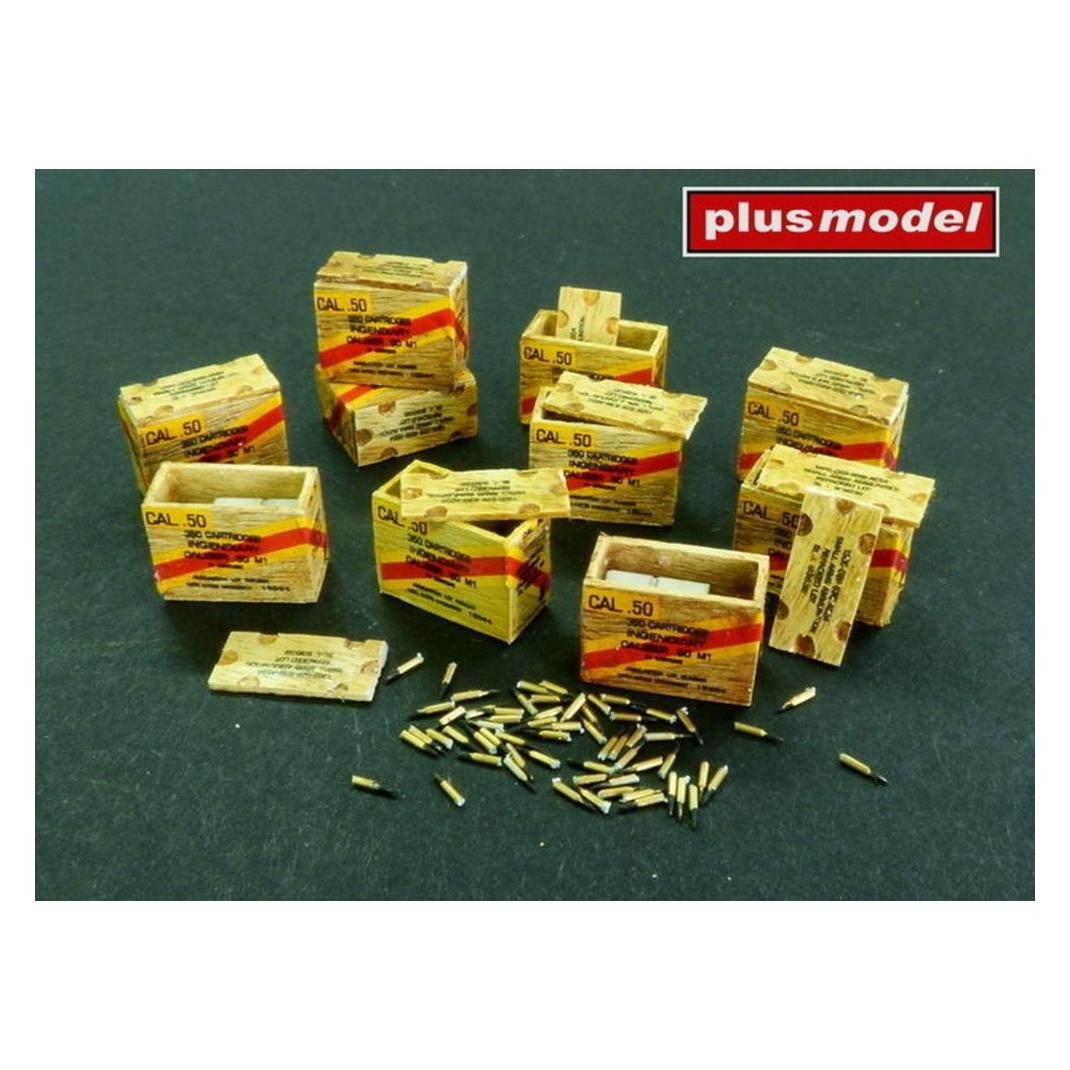 Plus Model US ammunition boxes with cartons of charges (AL4083)
