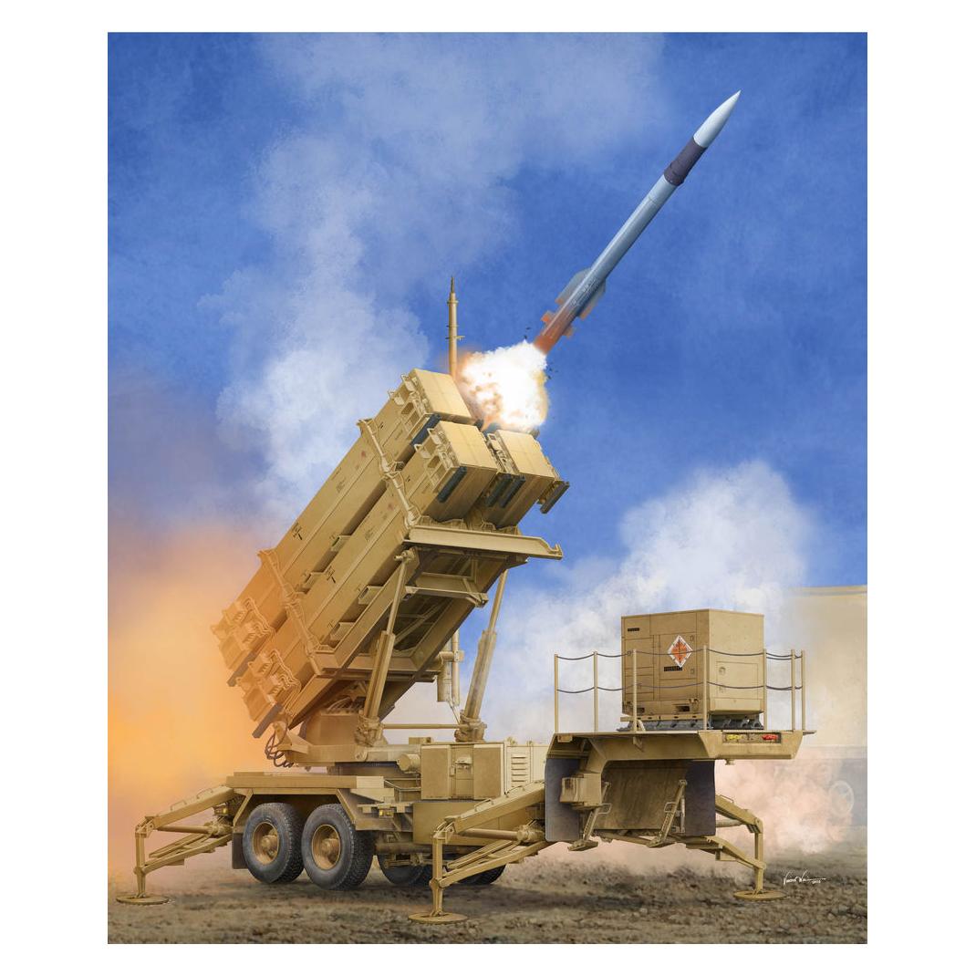 Trumpeter US M901 Launching Station w/MIM-104F Patriot SAM System (PAC-3) (01040)