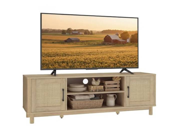 HOMCOM TV-Schrank 135cm für TVs bis 65 Zoll Eiche TV-Schrank, 2 Rattantüren, 2 offene Fächer, Boho-Stil, 6 Kiefernholzbeine, TV-Bank, Wohnzimmer, Schlafzimmer