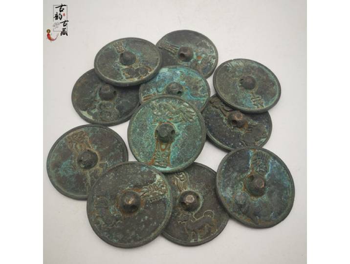 Ornements de miroir en bronze antique Le zodiaque chinois
