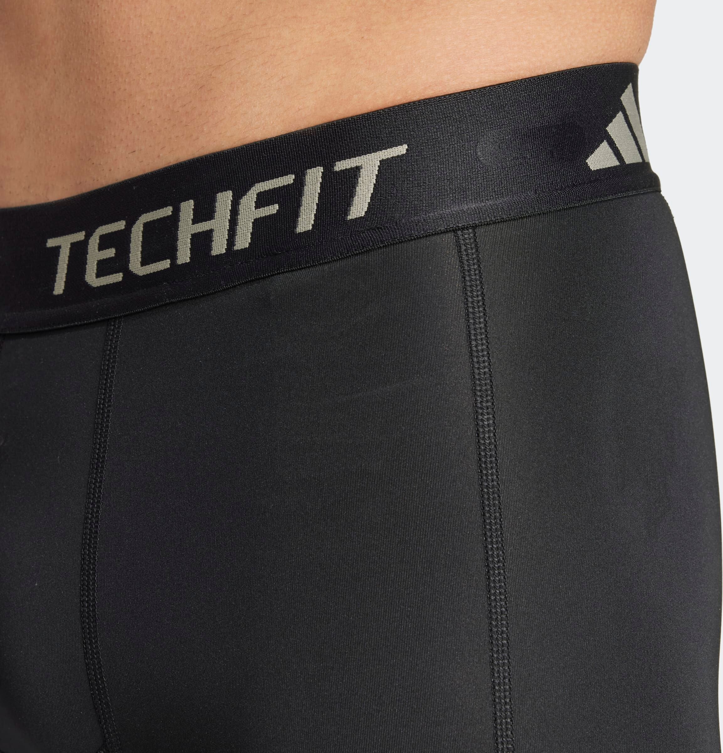 Shorts ADIDAS PERFORMANCE "TECHFIT COMPRESSION TRAINING KURZE LEGGINGS", Herren, Gr. L, N-Gr, schwarz (schwarz, normal, gr.), Obermaterial: 83% Polyester, 17% Elasthan, Hosen Shorts schwarz, normal, gr. L, N-Gr