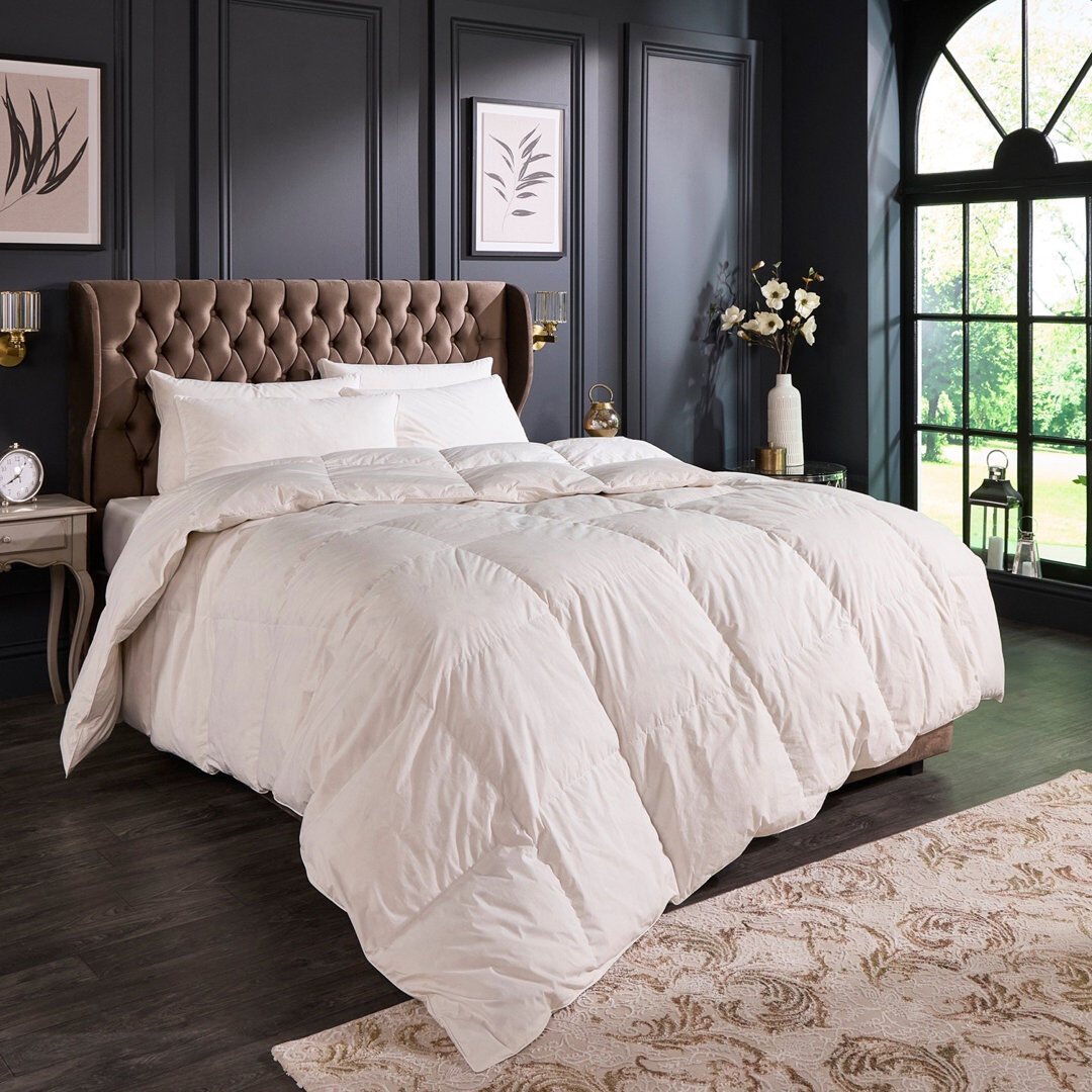 Retreat Snuggledown Sumptuous Goose Down 4.5 Tog Summer Duvet White Double