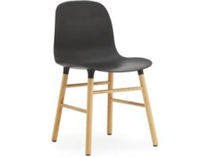 Normann Copenhagen - Form Stuhl mit Holzgestell