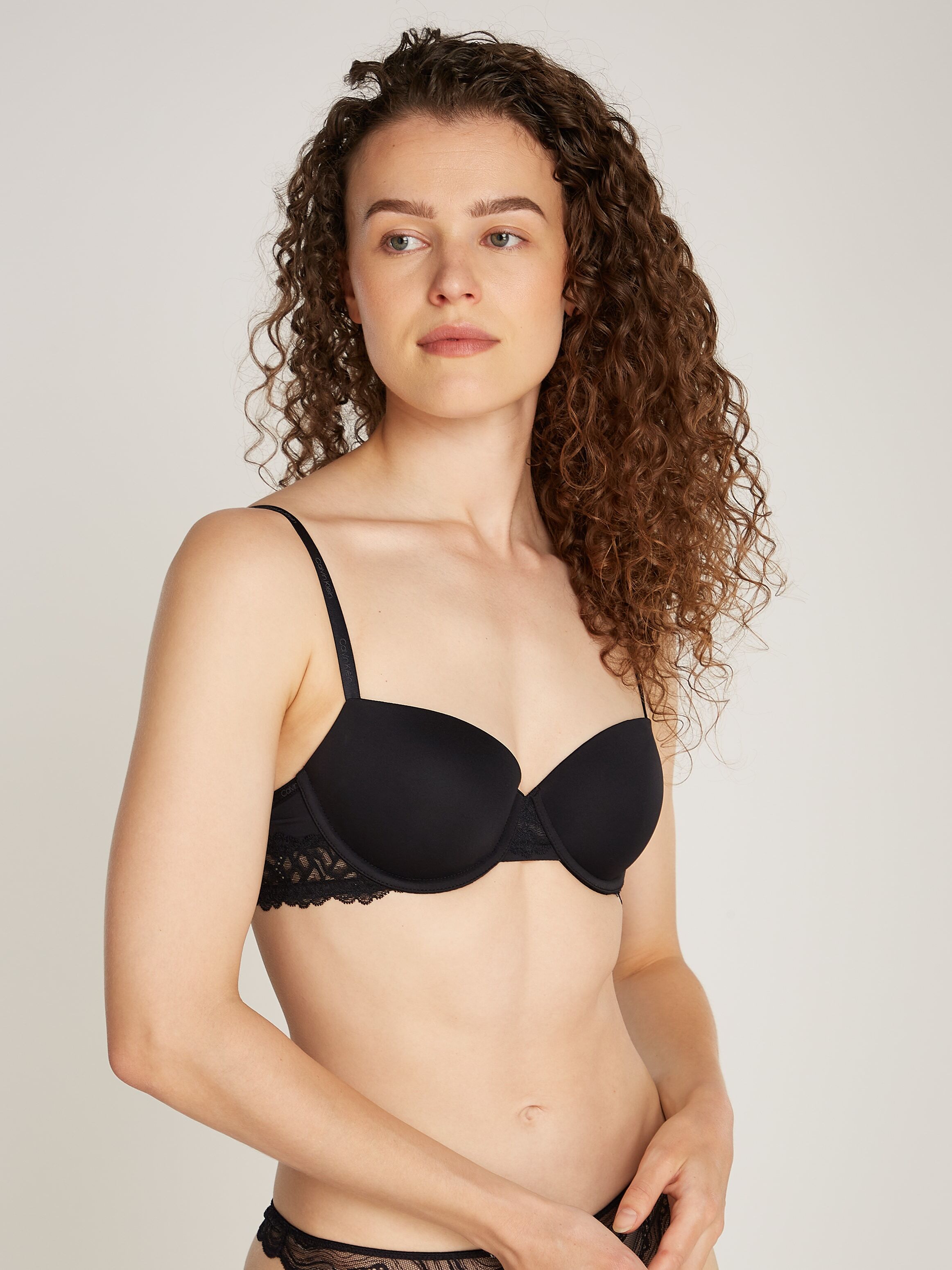 Balconette-BH "LIGHTLY LINED BALCONETTE", Damen, Gr. 75, Cup C, schwarz, Spitze, Obermaterial: 80% Polyamid, 20% Elasthan, CALVIN KLEIN UNDERWEAR, unifarben, körpernah, BHs Balconette-BH, mit Spitzeneinsatz schwarz 75, Cup C