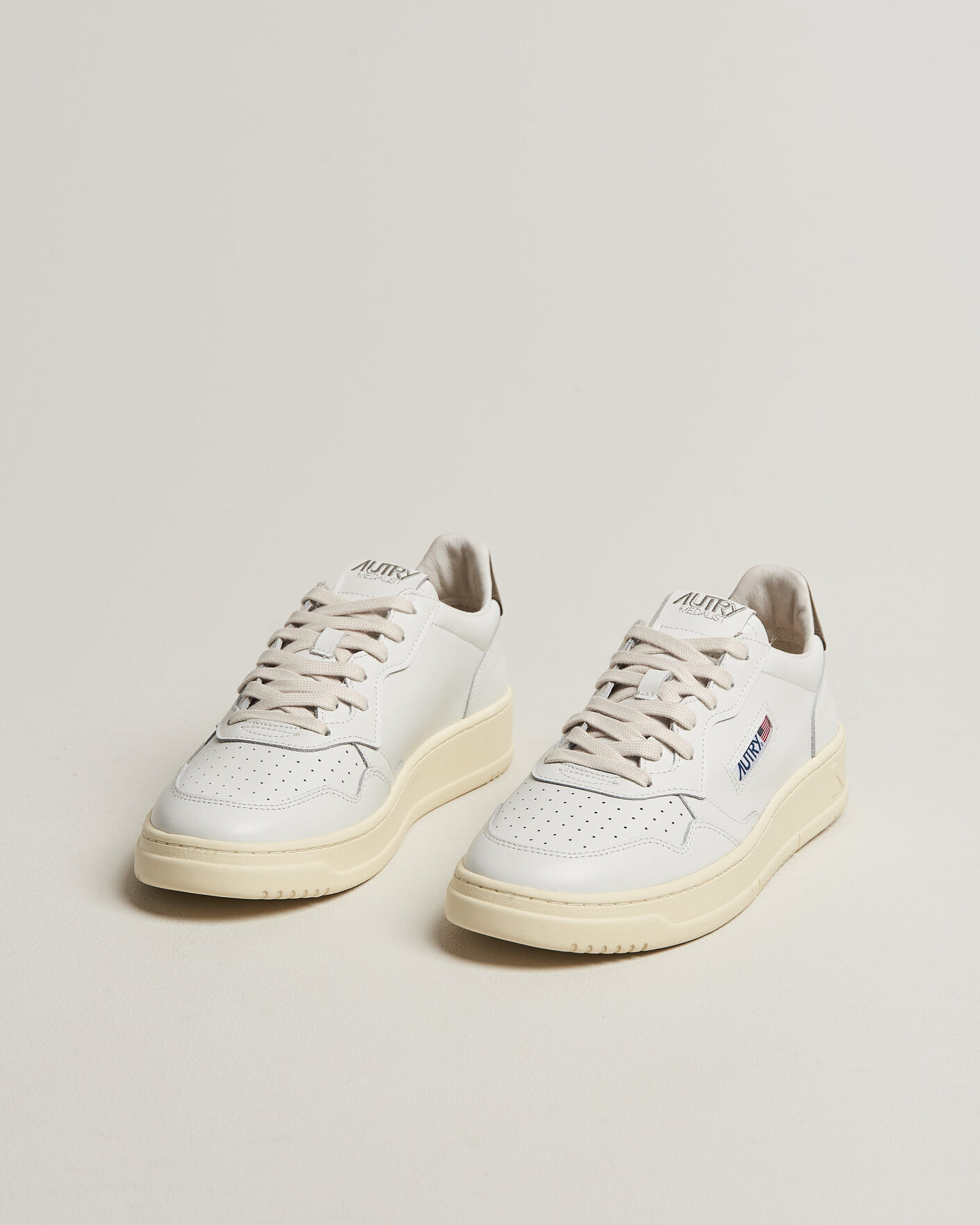 Autry Medalist Low Sneaker White/Chocolate men 43 Hvid