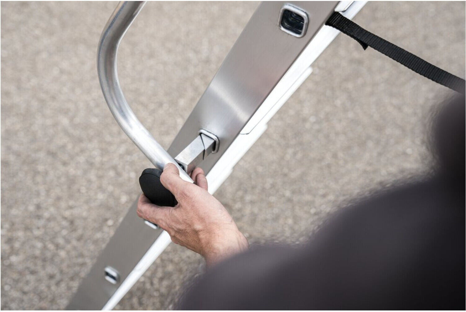 Munk Handlauf steckbar für Sprossen-/Stufenabstand 280/263 mm Länge 1,4 m (030296)