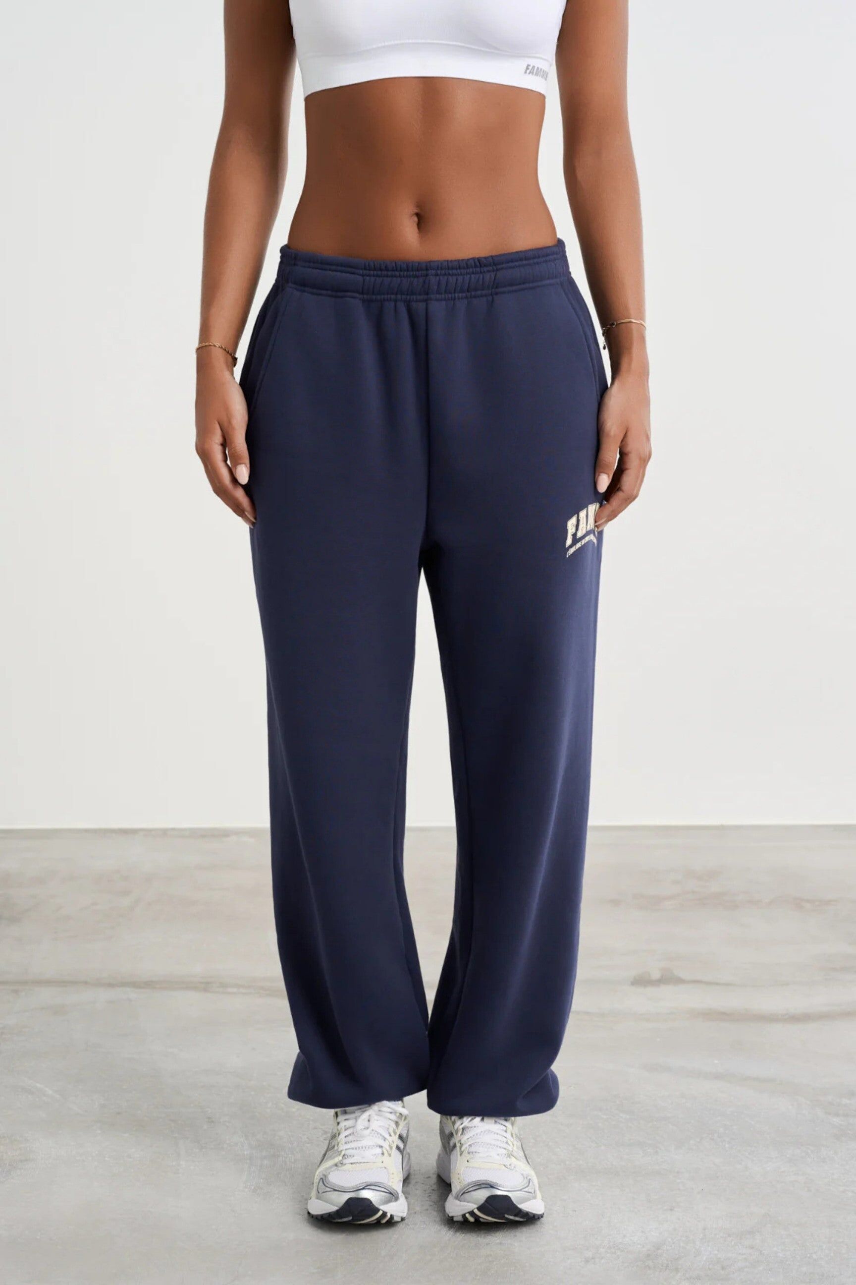 FAMME Équilibre Oversized Jogger Blue S