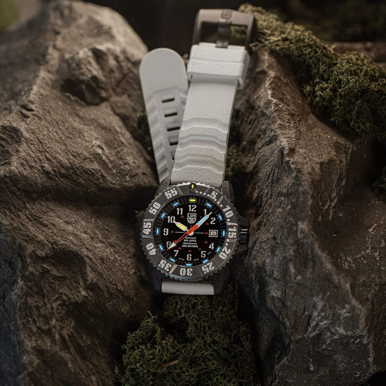 Luminox MIL-SPEC inspired 3359.SET