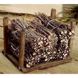 Reisigstapel, 8 x 4 x 4 cm