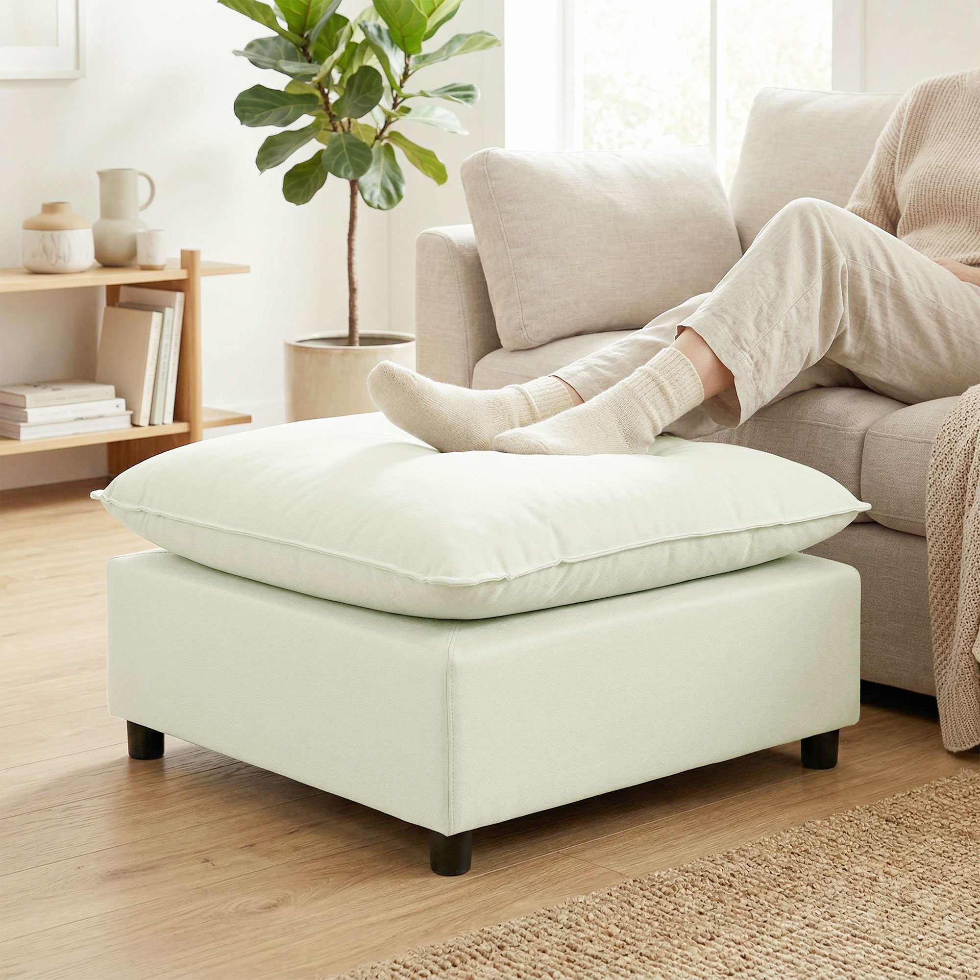 Homcom Pouf poggiapiedi moderno in tessuto, 75 cm, Bianco crema   Aosom Italy