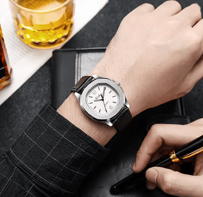 Inspire Essentials Casual Leather Strap Quartz Watch For Men black Silver