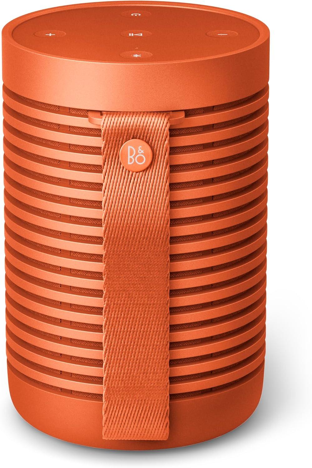 Beosound Explore - Kabelloser tragbarer Bluetooth Outdoor-, Heim- und Reise, 27 Stunden Akkulaufzeit,wasserdichter 360° Lautsprecher + USB-C Ladekabel