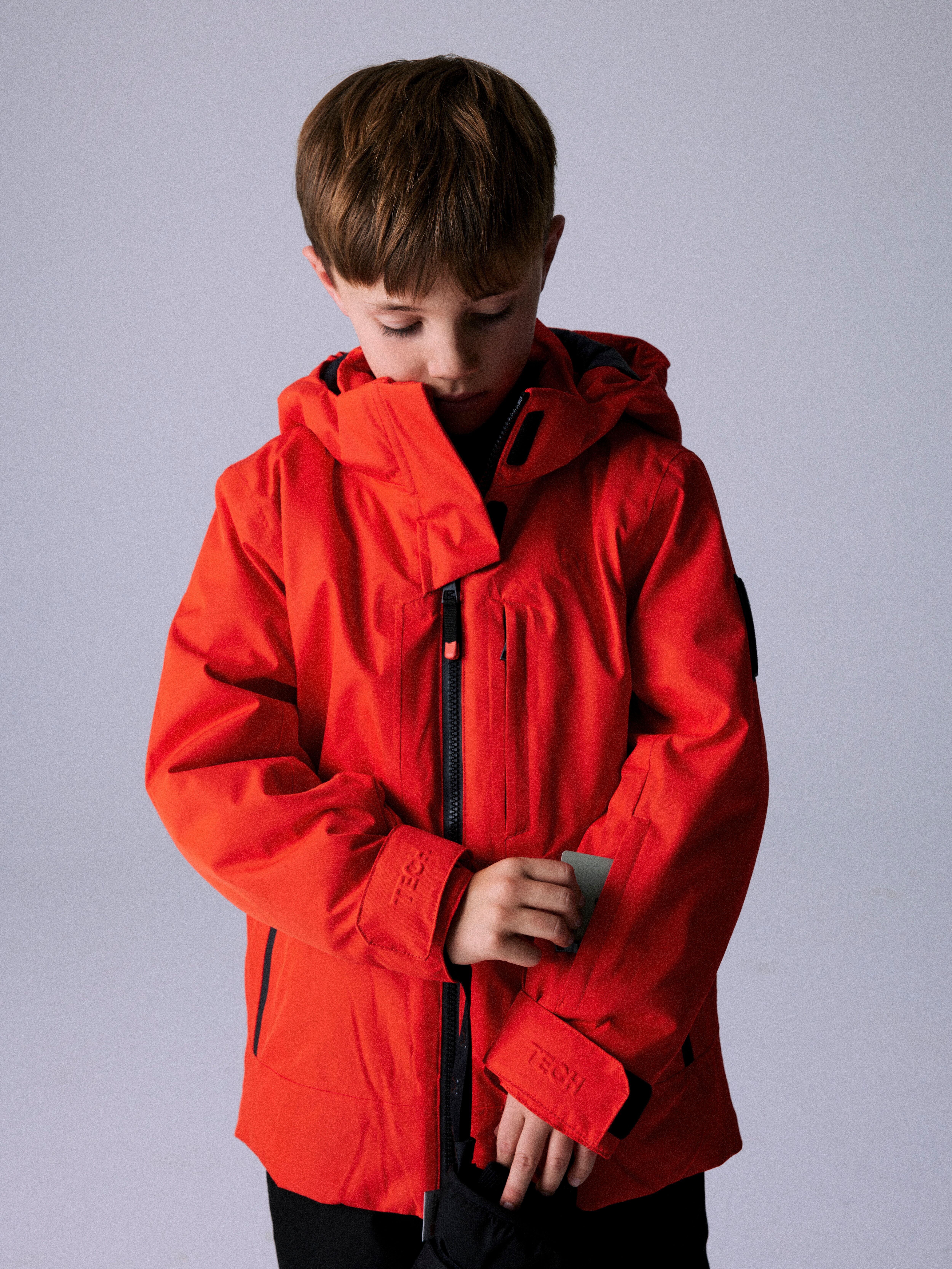 Skijacke NAME IT "NKNSLOPE10 JACKET SKI EDITION FO NOOS", Kinder, Gr. 152, rot (fiesta), Web, Obermaterial: 100% Polyester, kontrastfarbene Details, unifarben, regular fit normal, mit Riegel,verstellbar Windstopperbündchen, Jacken Skijacke, Skipasstasche,