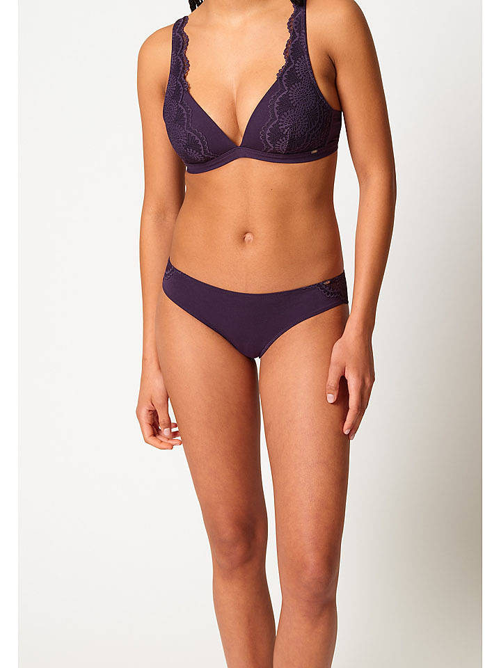 Skiny Slip in Aubergine - 44