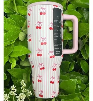 Lush Living Finds Hydra Traveler Insulated Water Bottle With Handle & Flip Straw Hydra Traveler Insulated Water Bottle With Handle & Flip Straw