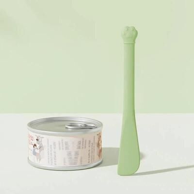Snug & Styled Premium Extended Silicone Cat Food Spoon Deep Can Pet Feeding Tool green