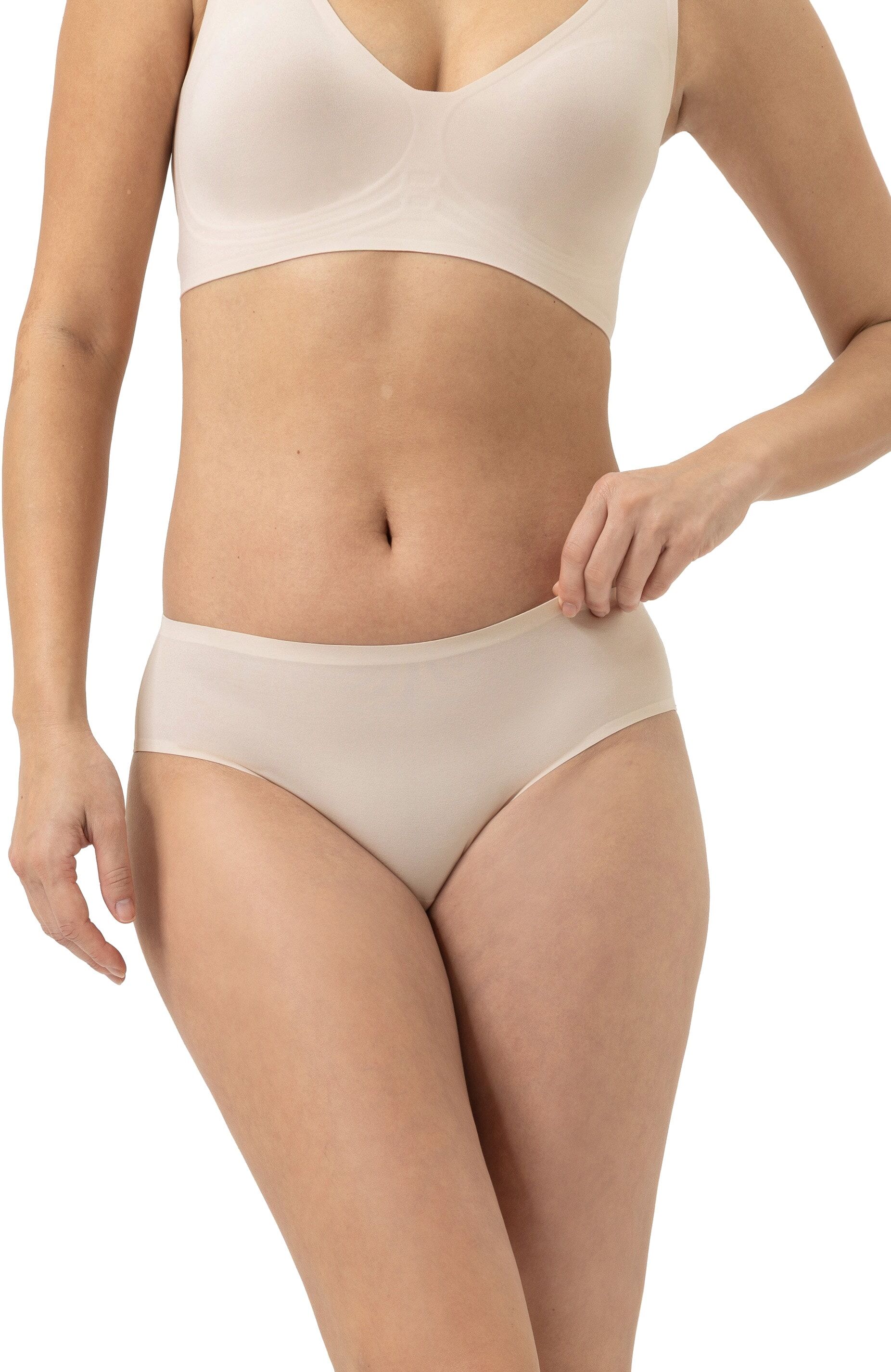 Slip MEY "SERIE INVISIBLES", Damen, Gr. M, Single Jersey, beige (bailey), Single Jersey, Obermaterial: 87% Modal, 13% Polyamid, körpernah, Unterhosen Slip, mit normaler Leibhöhe, atmungsaktiv bailey M, Single Jersey