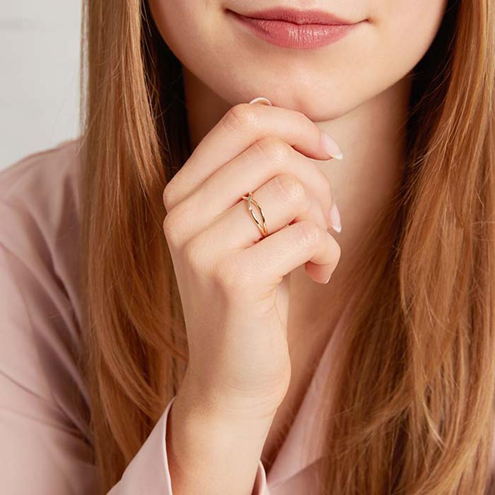 Unique Zierlicher 333er Gold Ring mit Zirkonia