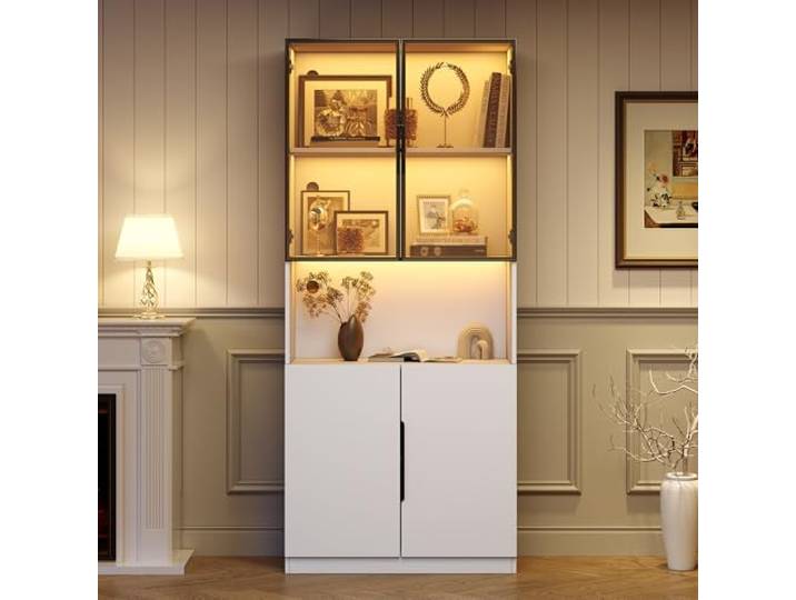 Ball & Cast Standvitrine mit Beleuchtung, Glastüren und Offenen Fachböden - Für Wohn- & Schlafzimmer, Büro, Weiß