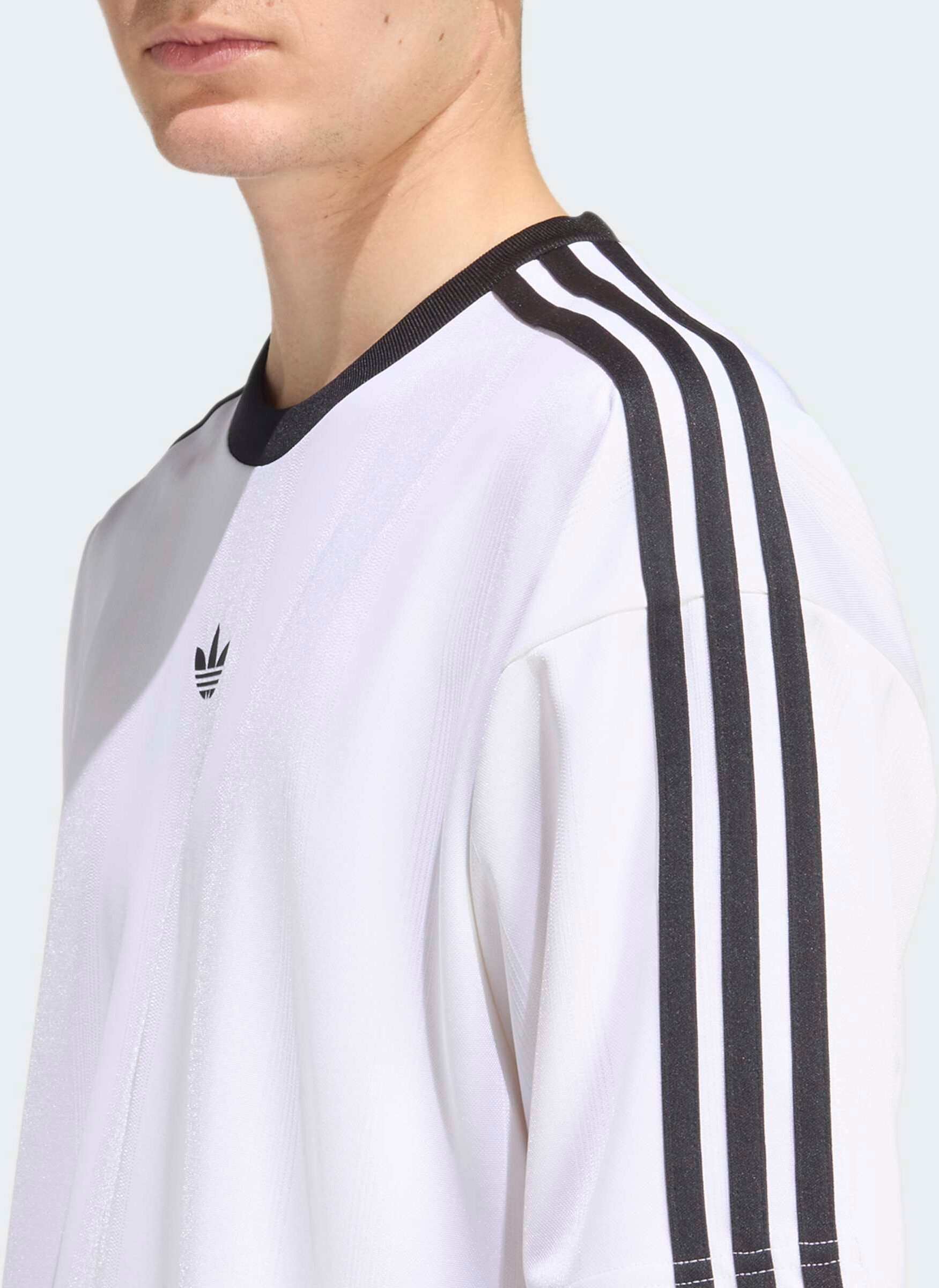 T-Shirt ADIDAS ORIGINALS "ADIDAS ADICOLOR JACQUARD TRIKOT", Herren, Gr. L, weiss (weiß), Obermaterial: 100% Polyester, Rundhals, Shirts T-Shirt, lockere Passform, Rundhalsausschnitt, mit klassischem Trefoil Logo weiß L