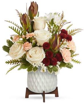 From You Flowers Flowers - Raspberries & Crme