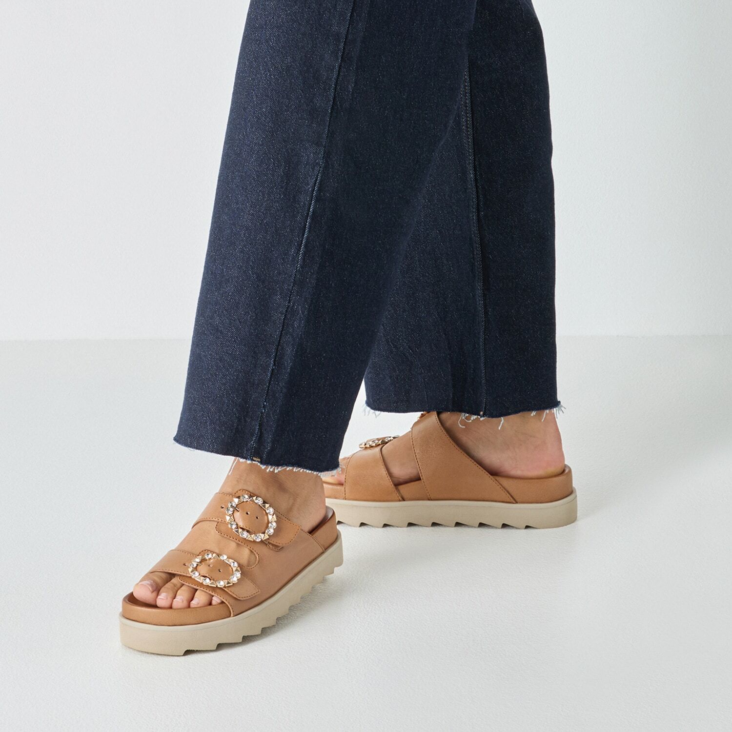 Pantolette TAMARIS, Damen, Gr. 36, Synthetik, cognac, Leder, Schuhe Pantolette, Sommerschuh mit schmuckbesetzten, verstellbaren Schnallen