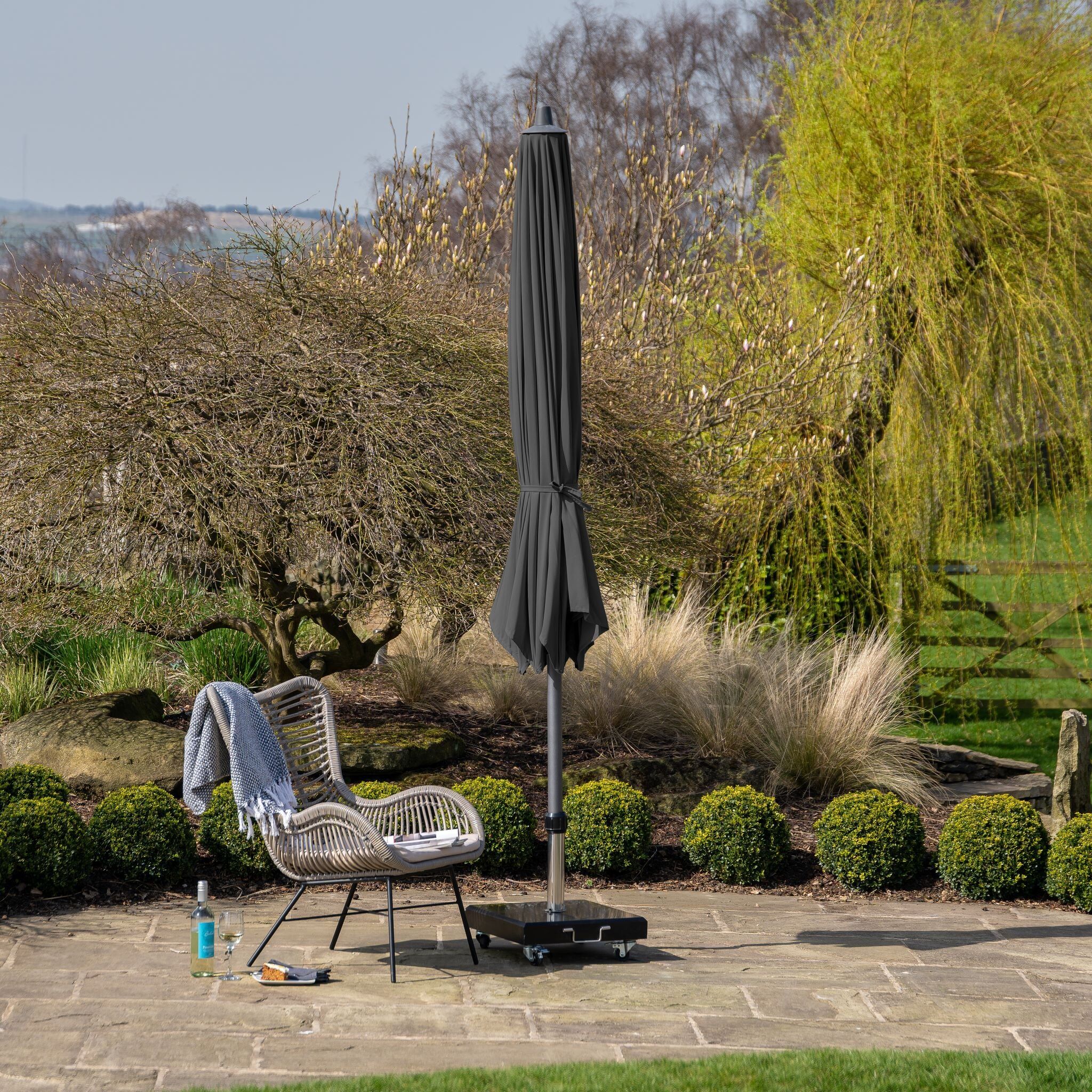 Pacific Lifestyle - Riva 3.5m Round Anthracite Parasol