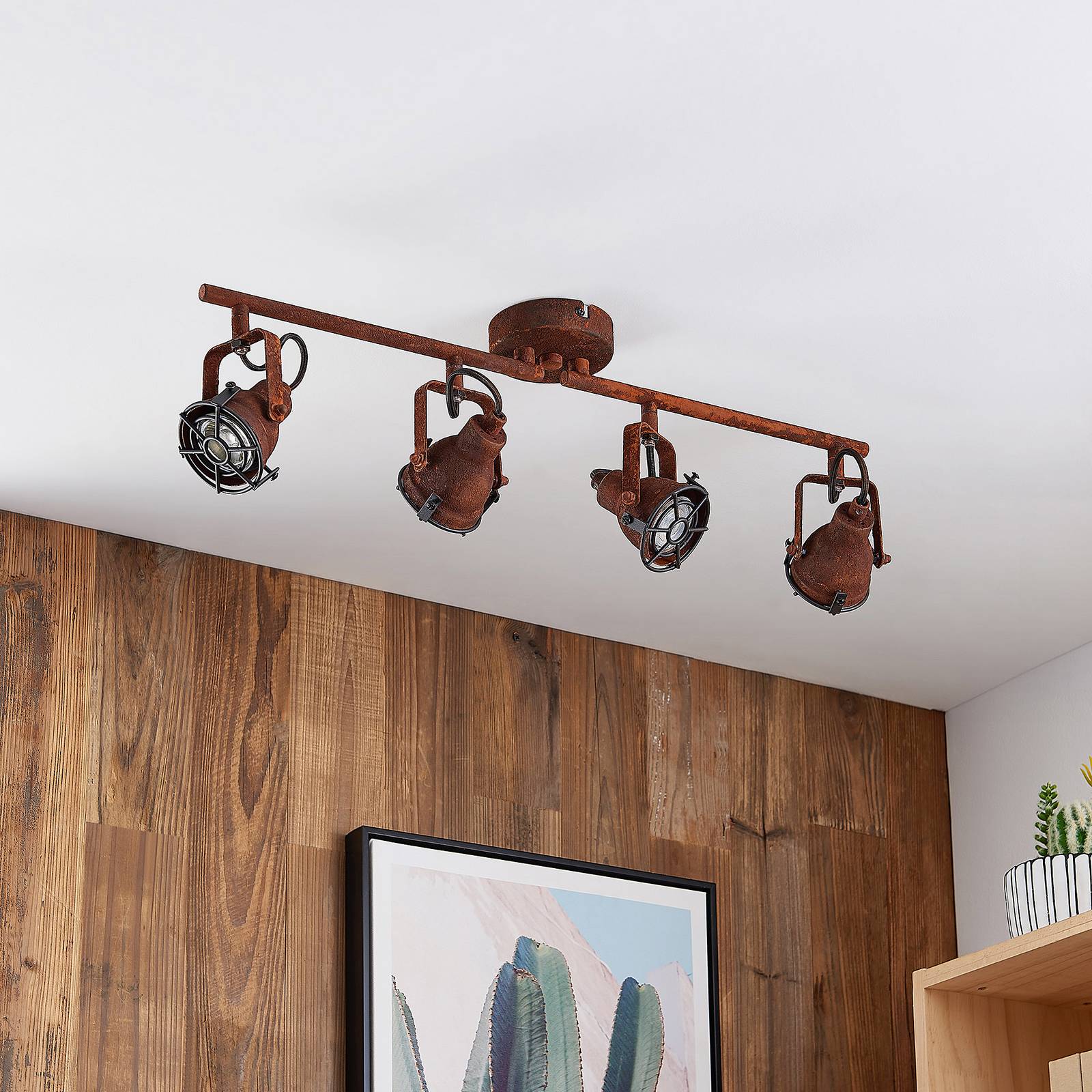 Lindby Deckenspot Scabra, 63 cm, rostbraun, 4-flg., Metall Scabra Lindby, dimmbar, braun / rost, für Wohn- / Esszimmer, Metall, Industrielles Design, Strahler
