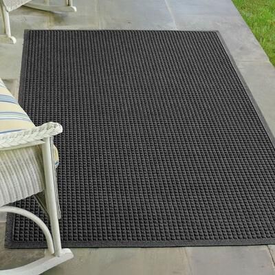 Bungalow Dba Matterly Squares Extra Large Mat 70 x 45, 70 x 45, Charcoal