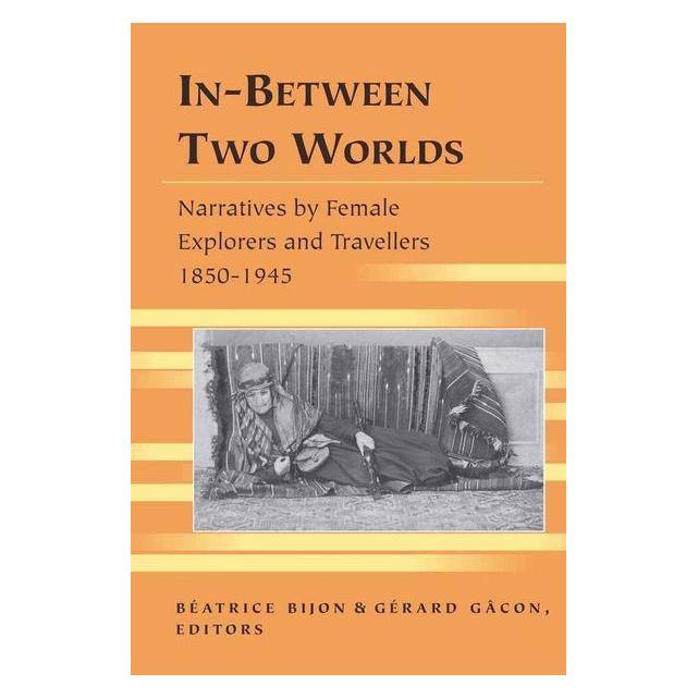 Peter Lang In-Between Two Worlds (Englisch, Hardcover) (67747667)