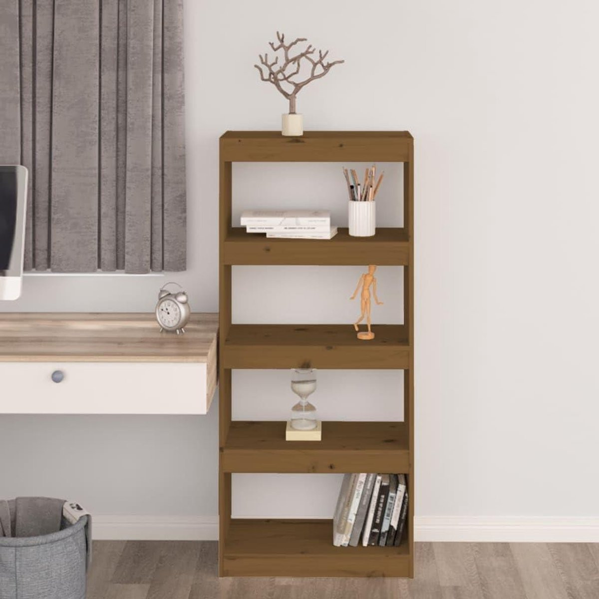 Bruine houten boekenkast met 5 niveaus, Breedte: 60 cm, Hoogte: 135,5 cm