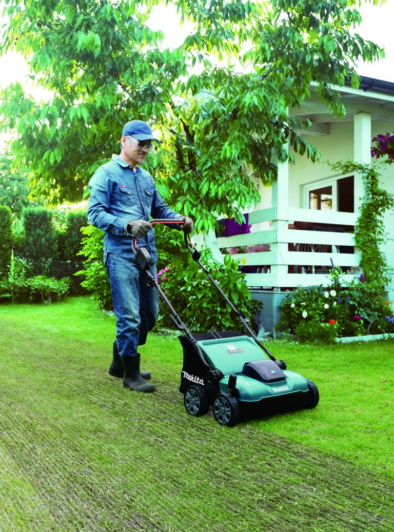 MAKITA--VL-Nr. 200888-- AKTIVB Akku-Vertikutierer DUV320Z, 32cm, ohne Akku und ohne Ladegeräte 16977573