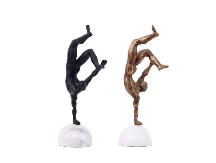 Statue en résine de personnage d'athlète sur pied, décoration de bureau, ornements, Sculpture, artisanat, œuvre d'art abstraite, décoration de maison moderne