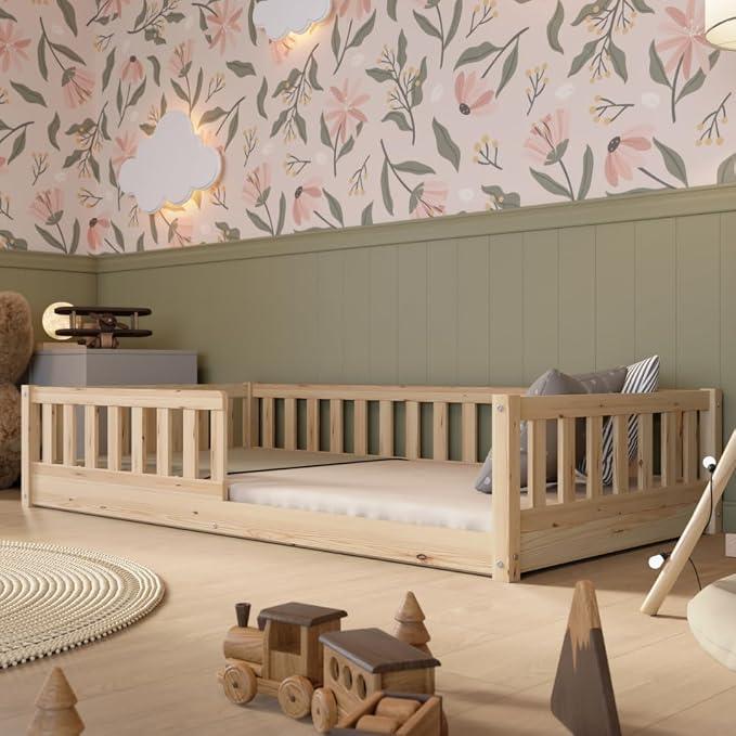 Kinderbett 140x200 cm - Massives Montessori Bodenbett aus Holz mit Rausfallschutz - Sicheres Kleinkindbett - Skandinavisches Design, Leichte Montage - Crazy Basic