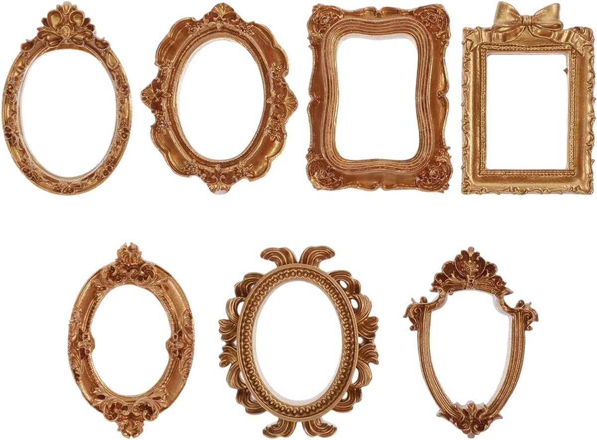 Set van 7 Miniatuur fotolijsten voor poppenhuis accessoires in vintage goud