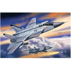 ICM MiG-31 Foxhound Russian Heavy Interceptor Fighter