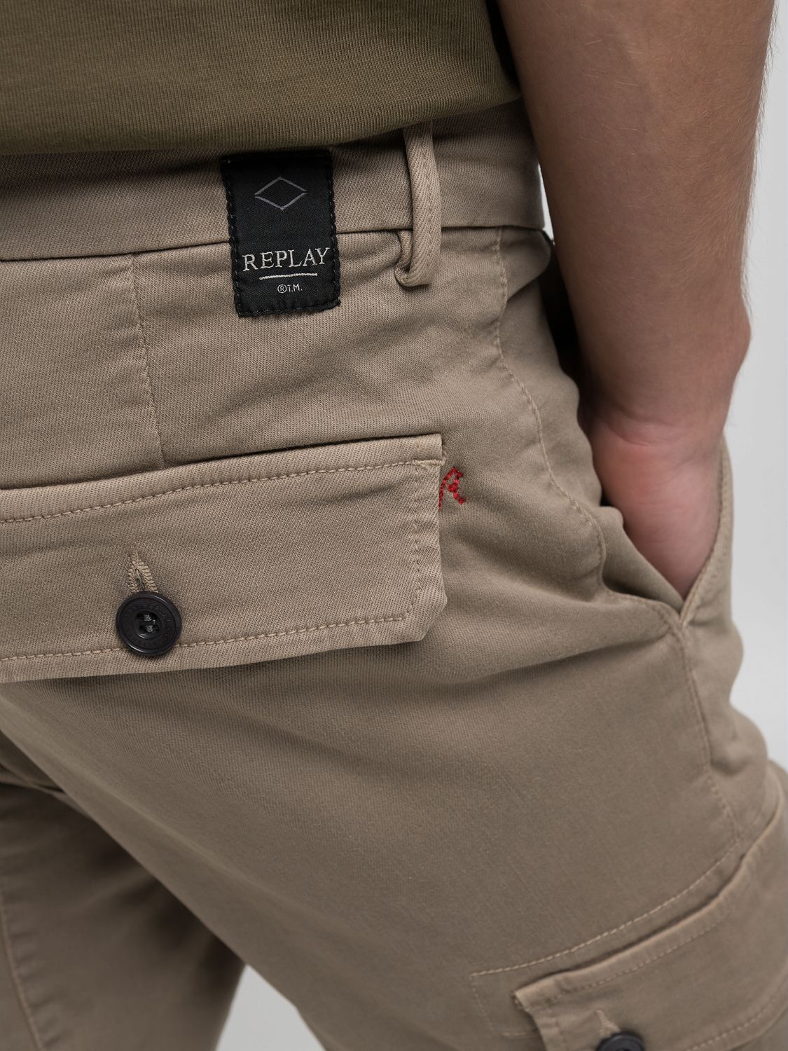 Cargohose REPLAY "JAAN", Herren, Gr. 32, Länge 32, beige (sand), Web, Obermaterial: 91% Baumwolle, 6% Elastomultiester, 3% Elasthan, slim fit lang, Hosen Cargohose, Hyperflex