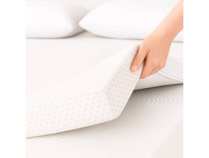 Viskoelastische Matratzenauflage 100% Viskoelastisch Topper 135x180 cm Dicke 5cm Lindert Muskelspannungen Abnehmbarer und waschbarer Matratzenbezug Atmungsaktiv