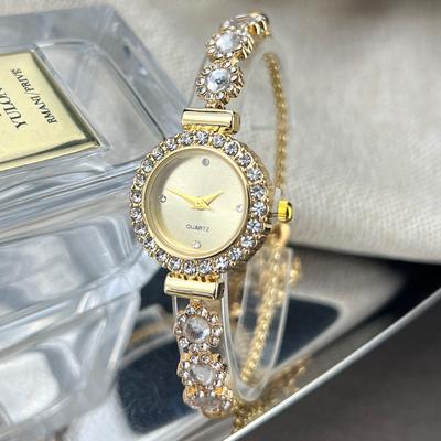 Trendy Discount Goods Fashion Style Quartz Watch For Women, Color Imitation Gemstone, Pullable Bracelet Girls Gift Stylish Wristwatch gold