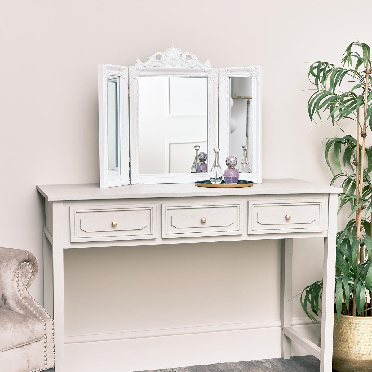 White Ornate Dressing Table Triple Mirror Material: Mirrors/Dressing Table Mirrors