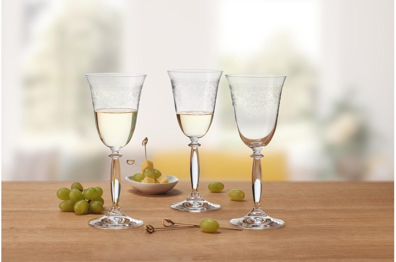 Weinglas MONTANA-GLAS "Montana Weissweinglas Avalon 290 ml", transparent, H:21cm Ø:9cm, Glas, Trinkgefässe, Weinglas, 6 teilig transparent Ø 9cm x 21cm, 290ml, 6 Stk.