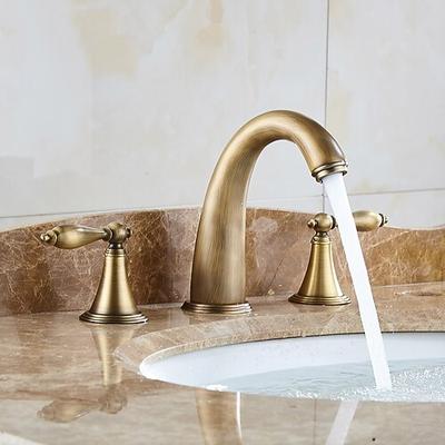 Waschtischarmatur - weit verbreitet galvanisiert weit verbreitet zwei Griffe drei LöcherBadarmaturen