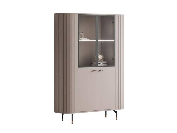 Lookway Vitrine Elodie 112×155×40 cm – Elegante Vitrine mit Glastüren, LED-Beleuchtung, vertikalen Fräsungen und abgerundeten Seiten auf stilvollen Beinen (Kaschmir)