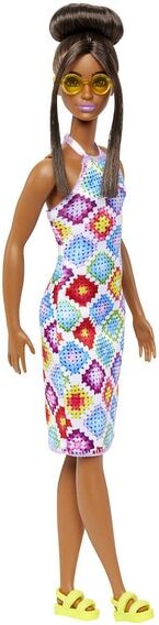 Barbie Muñeca afroamericana con vestido crochet Fashionista modelos surtidos .