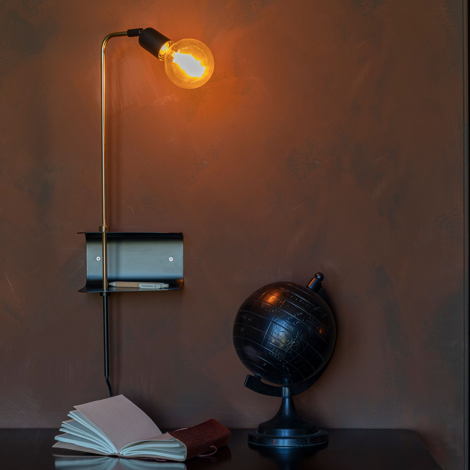 Dutchbone Wandlamp Shaw - Zwart - LED Accentlamp