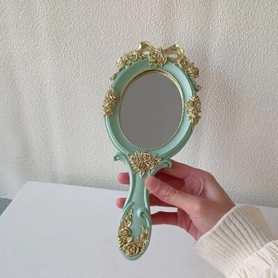 Uplift Picks Vintage Handheld Mirror European Style Retro Makeup Vanity Beauty Mirror green