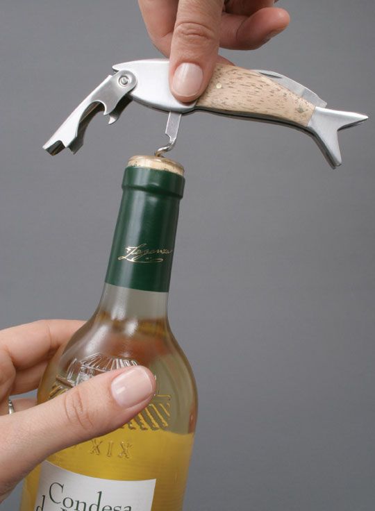 Kikkerland - Lightwood Fish Corkscrew (BA17)