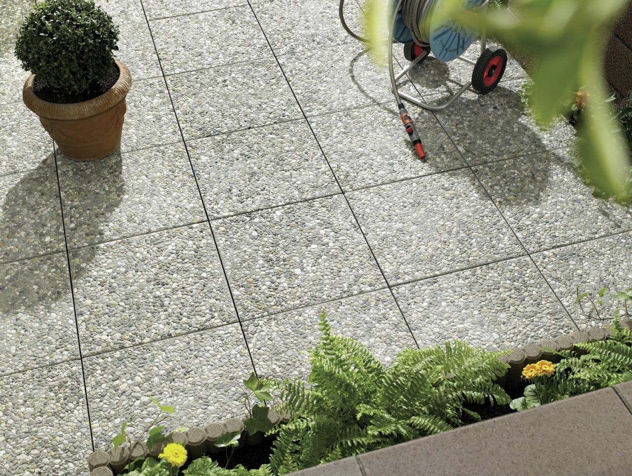 Kann Terrassenplatte Waschbeton 40 x 40 x 4 cm kieselbunt